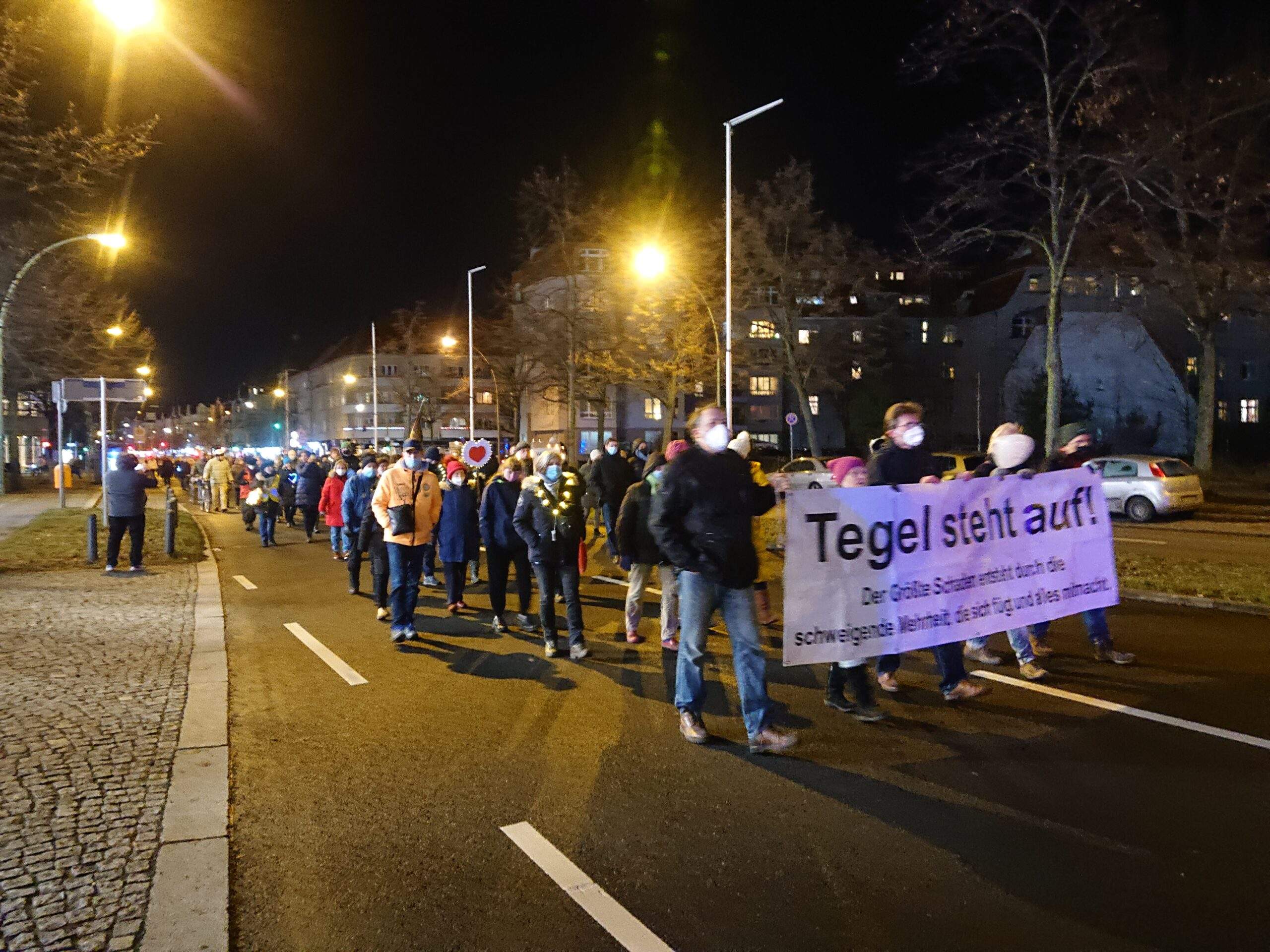 Examinations of the so-called "Monday Walks" in Berlin